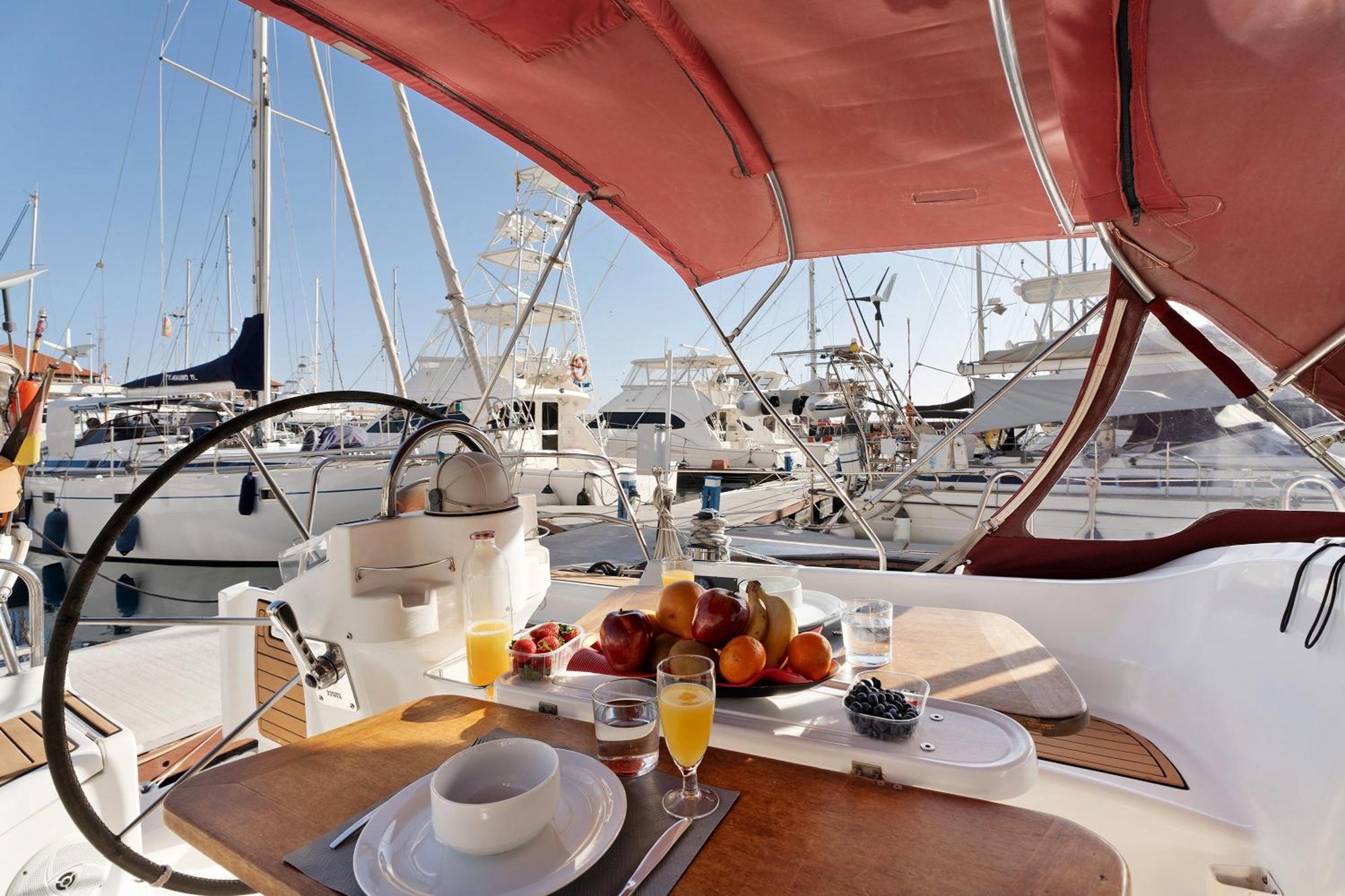 Pato Lucas Sail Boat Hotel San Sebastián de la Gomera Buitenkant foto